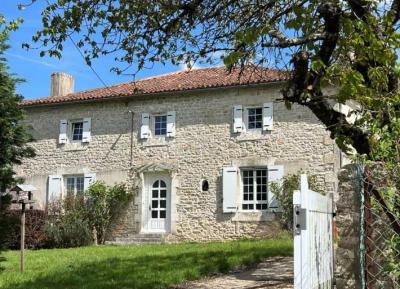 €249950 - Beautiful Stone House With 4/5 Bedrooms, Double Garage And Lovely Garden