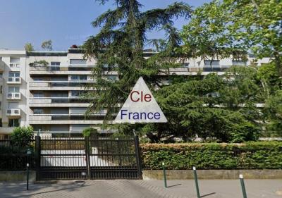 Apartment in Nice Sector on 3rd Floor