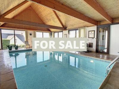 Detached House with Indoor Pool and Sea View