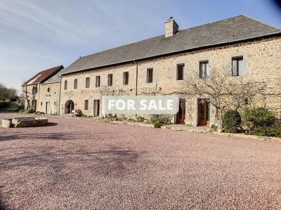 Vast Detached Property with Outbuildings and Land