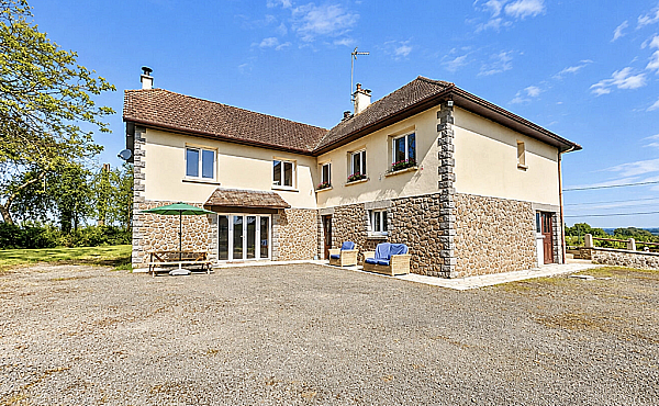 Property_For_Sale_in_France_with_Cle_France_Join_our_mailing_List_LNH08841_49.47