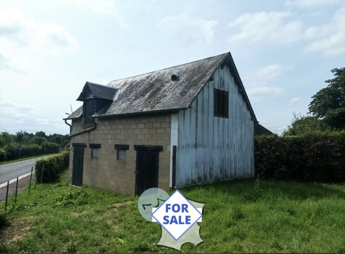 Former Stables to Develop with Nice Plot