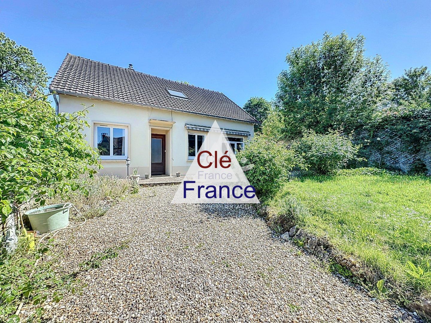 Detached House with Lovely Garden