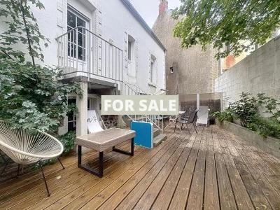 Traditional House with Courtyard Garden