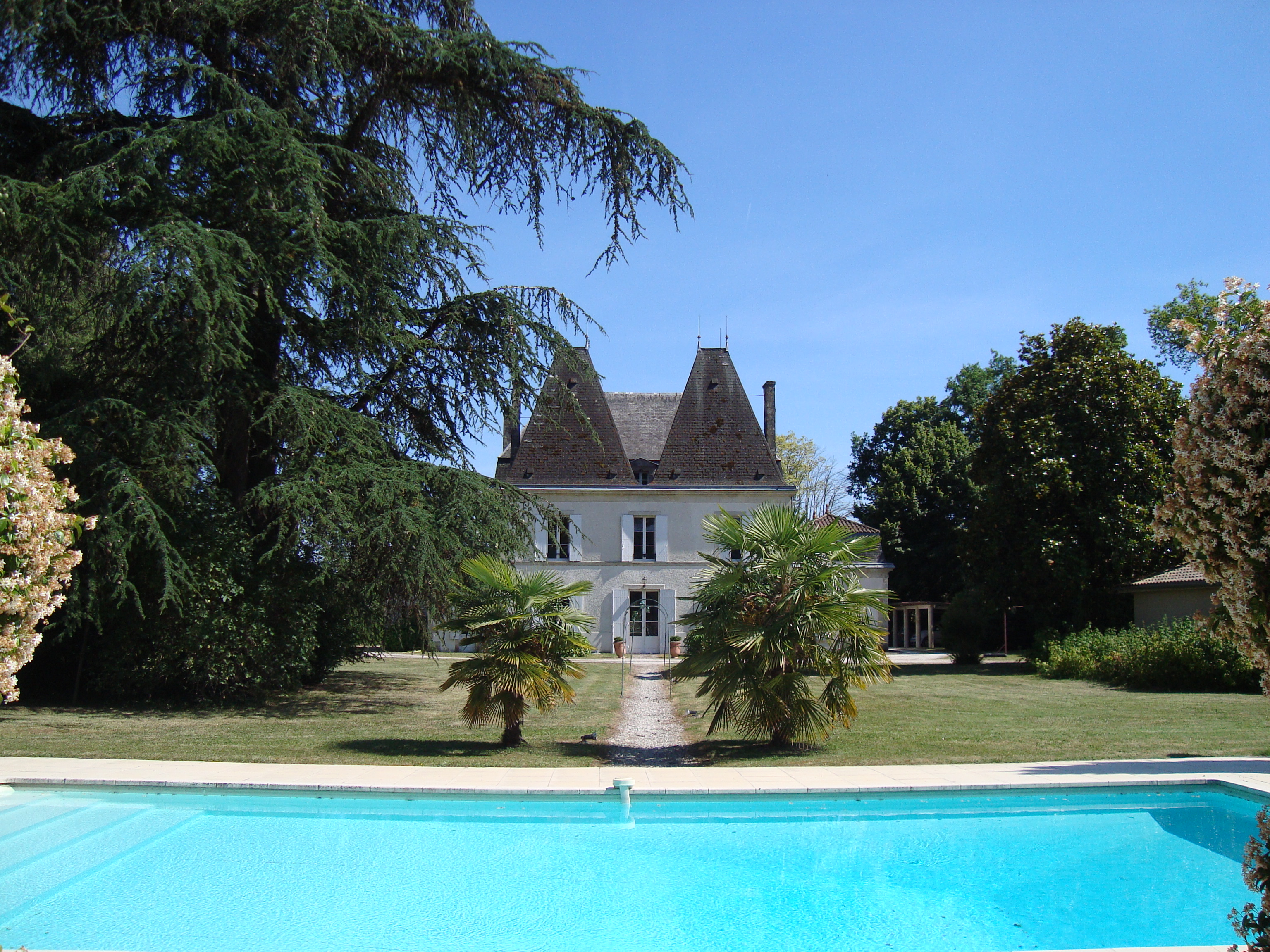 Chateau Style Property With Guest Gite, Pool and Riverside