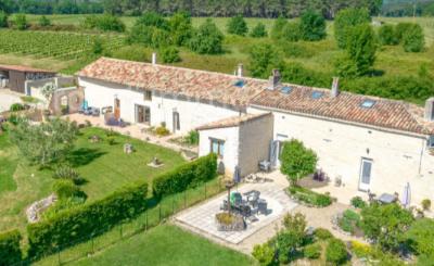 Main House with Guest Gite, Swimming Pool and Land