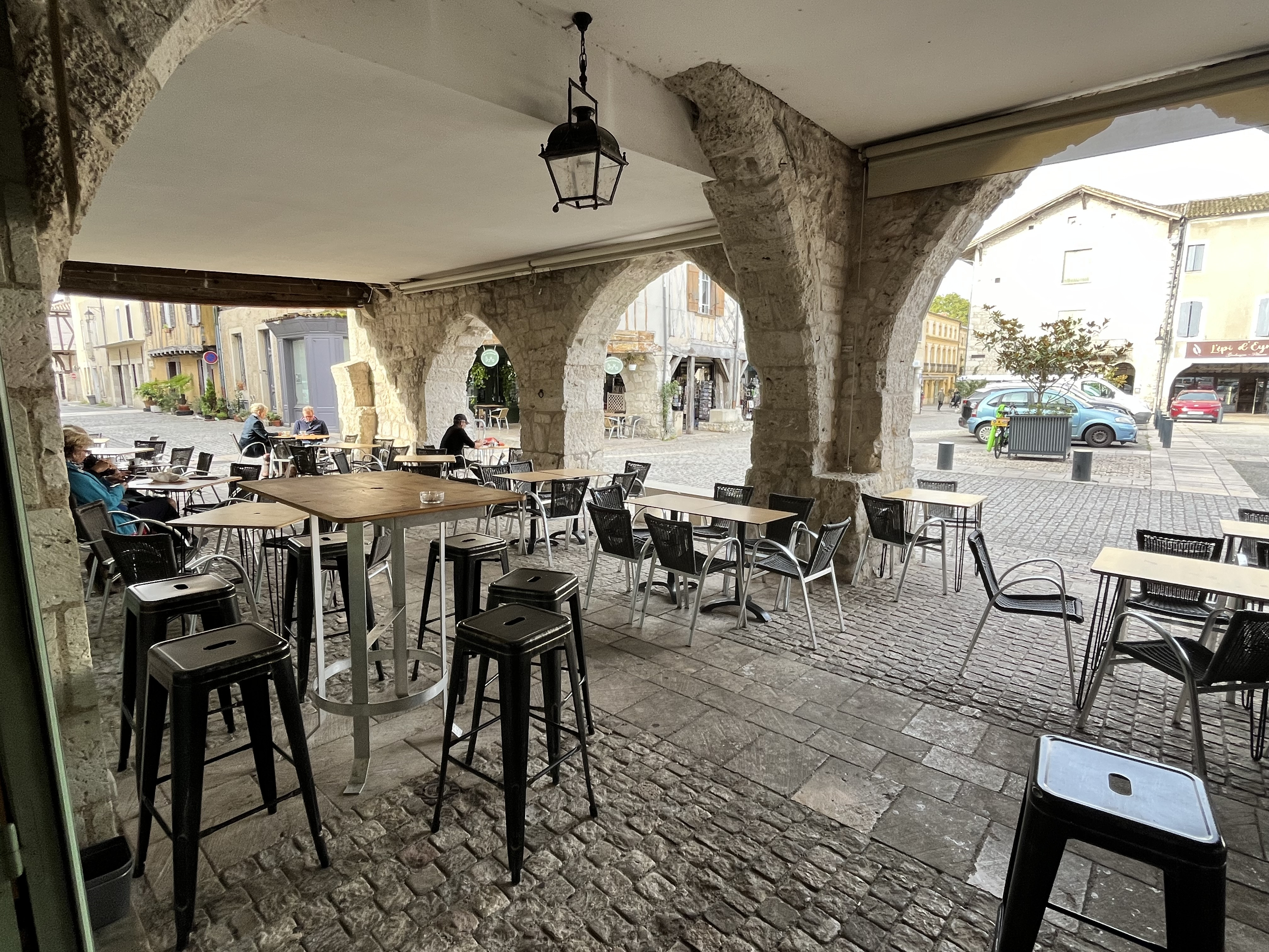 Wine Bar and Ice Cream Parlour Business For Sale