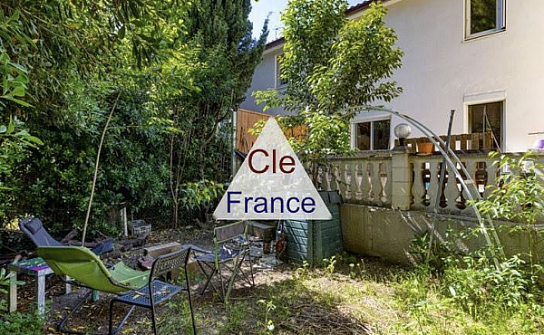 Property_For_Sale_in_France_with_Cle_France_Join_our_mailing_List_AXL05164_11
