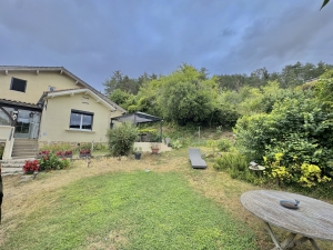 Detached House with Garden and Open View