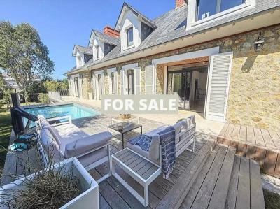 Detached House with Swimming Pool by the Coast