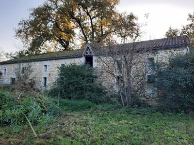 Huge Countryside Barn to Renovate