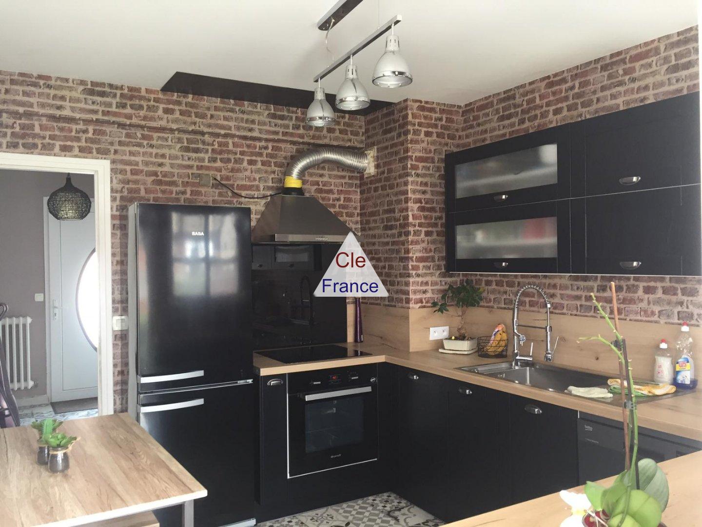 Lovely Renovated House with Garden