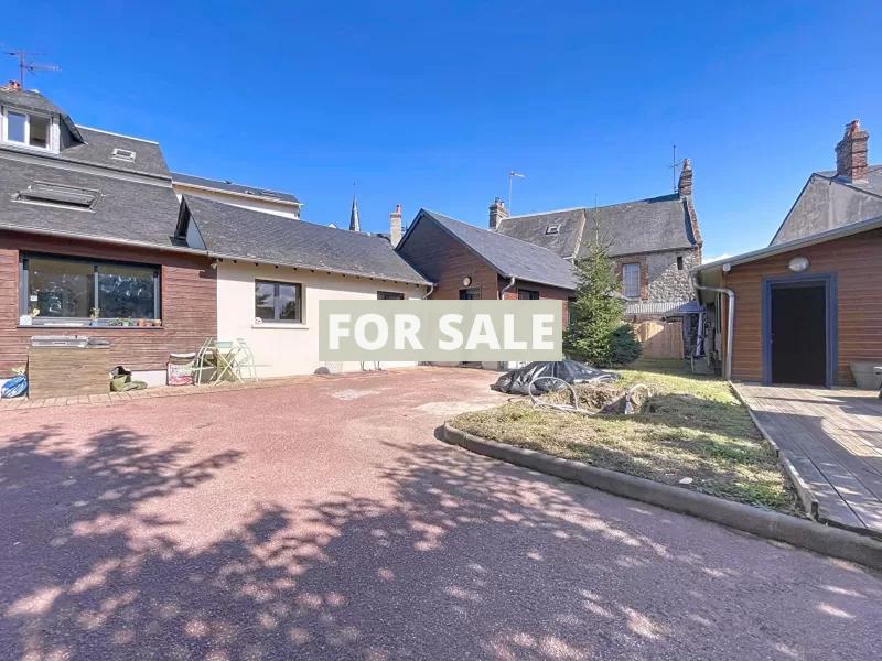Property in Coastal Location, Nice Family Home