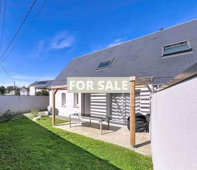 Contemporary Detached House by the Coast