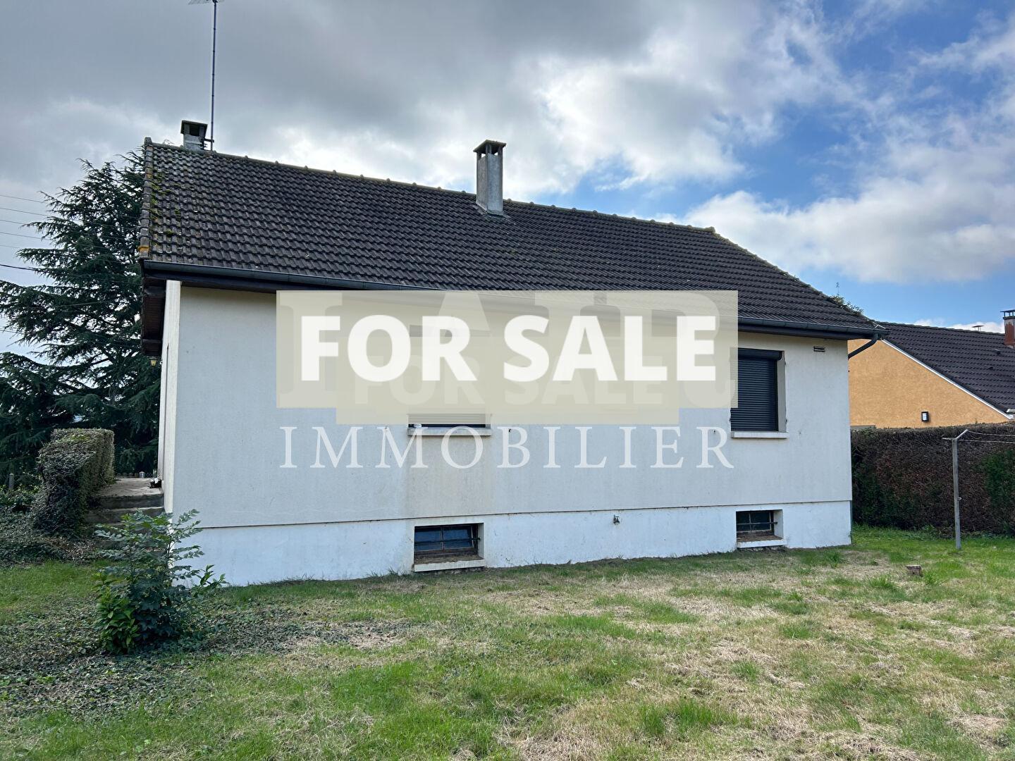 Detached House with Garden in Rural Village