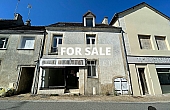 Property in Heart of Popular Small Rural Town