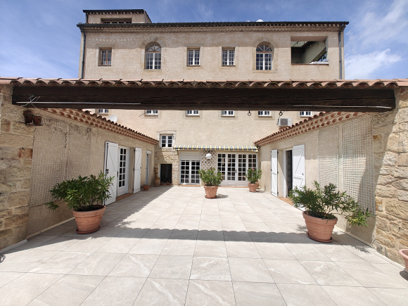 Apartment in Great Location
