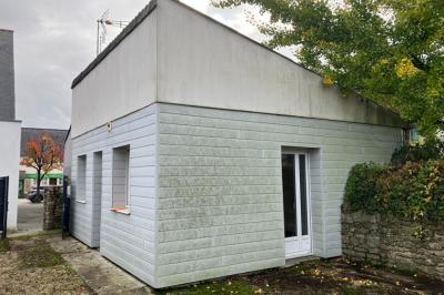 Village House, Ideal Lock-up and Leave Holiday Home
