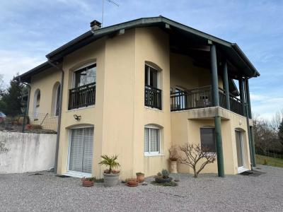 Beautiful House with Panoramic Views