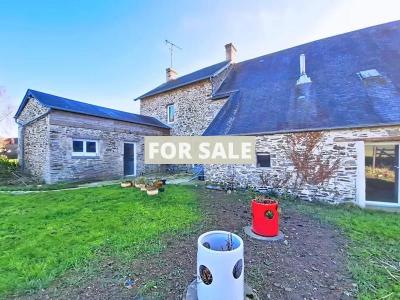 Detached Country House with Outbuilding