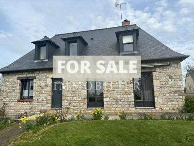 Detached House with Garden