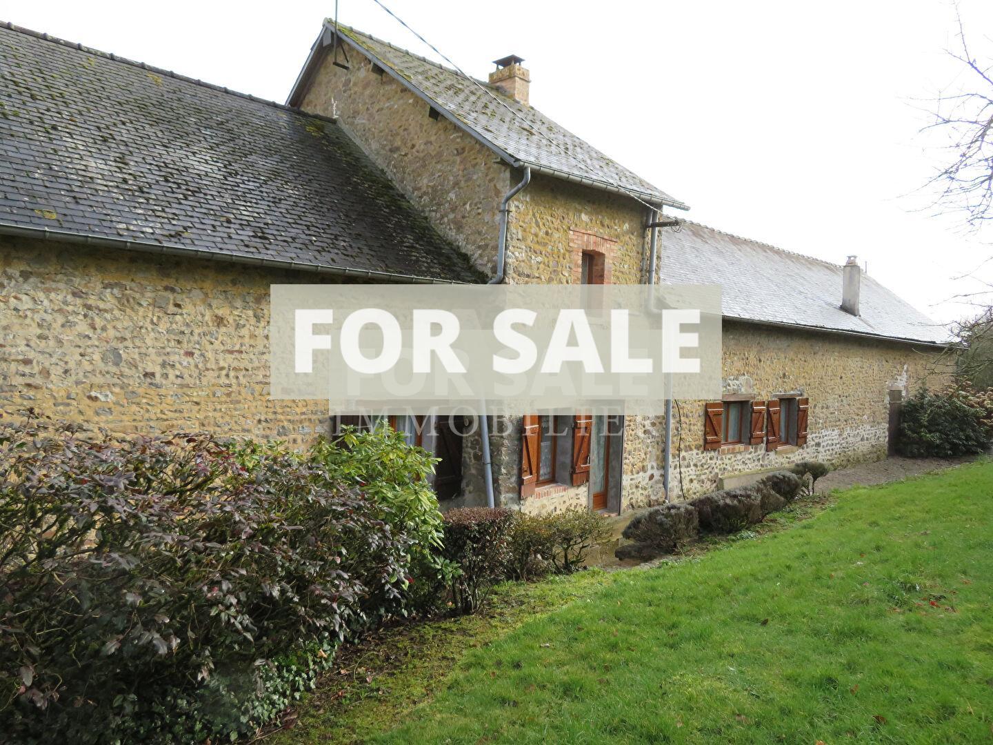 Detached Country House with Pond and Land