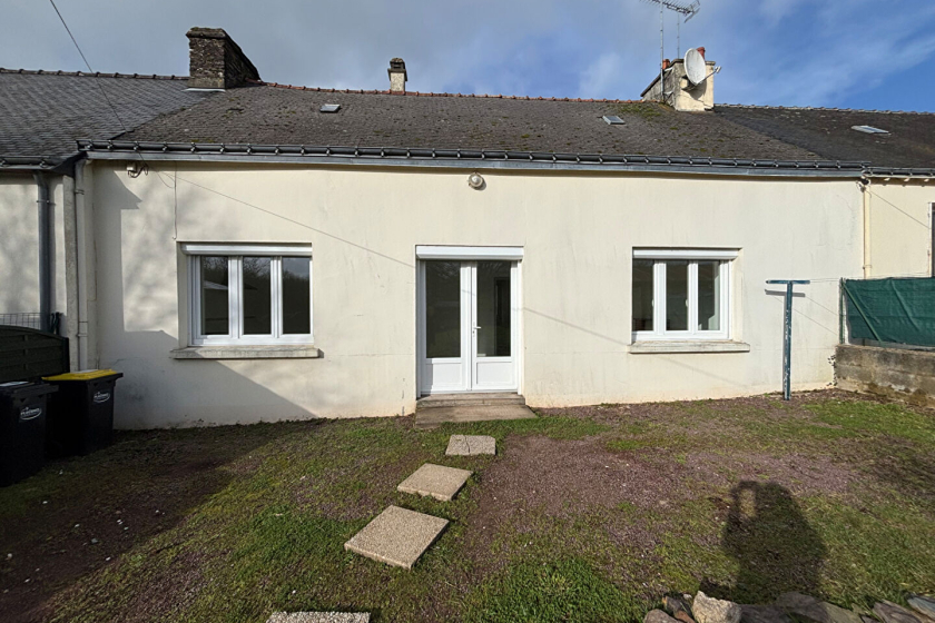 Traditional Country House with Open Views