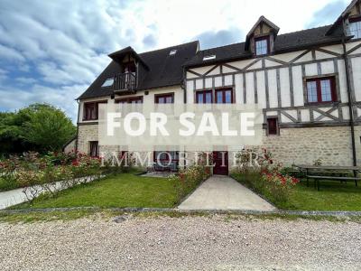 Charming Duplex Apartment by Golf Course