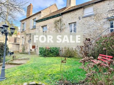 Magnificent House Full of Character with Garden