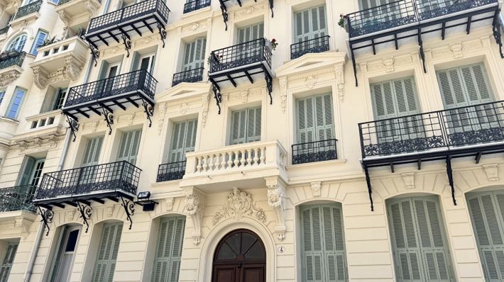 Carré d'Or Sector Apartment close to Negresco Hotel