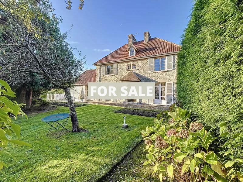Detached Country House with Open Views