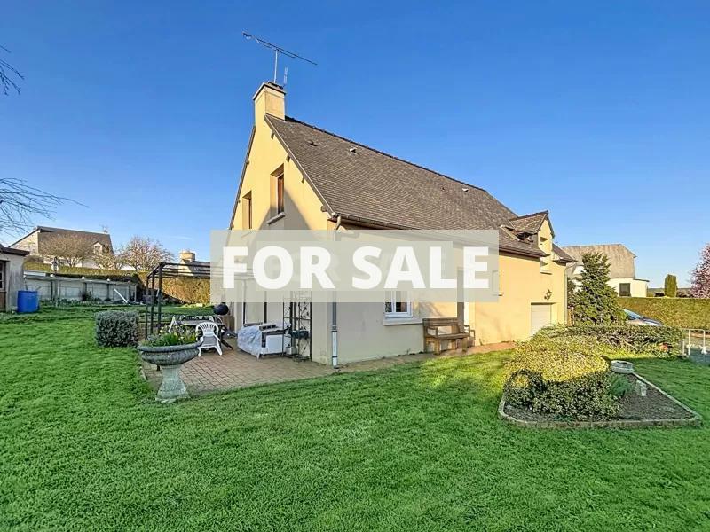 Detached House with Garden