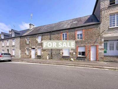 Town House in Coastal Resort Location