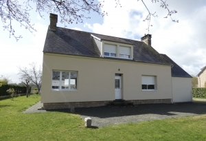Detached House with Garden
