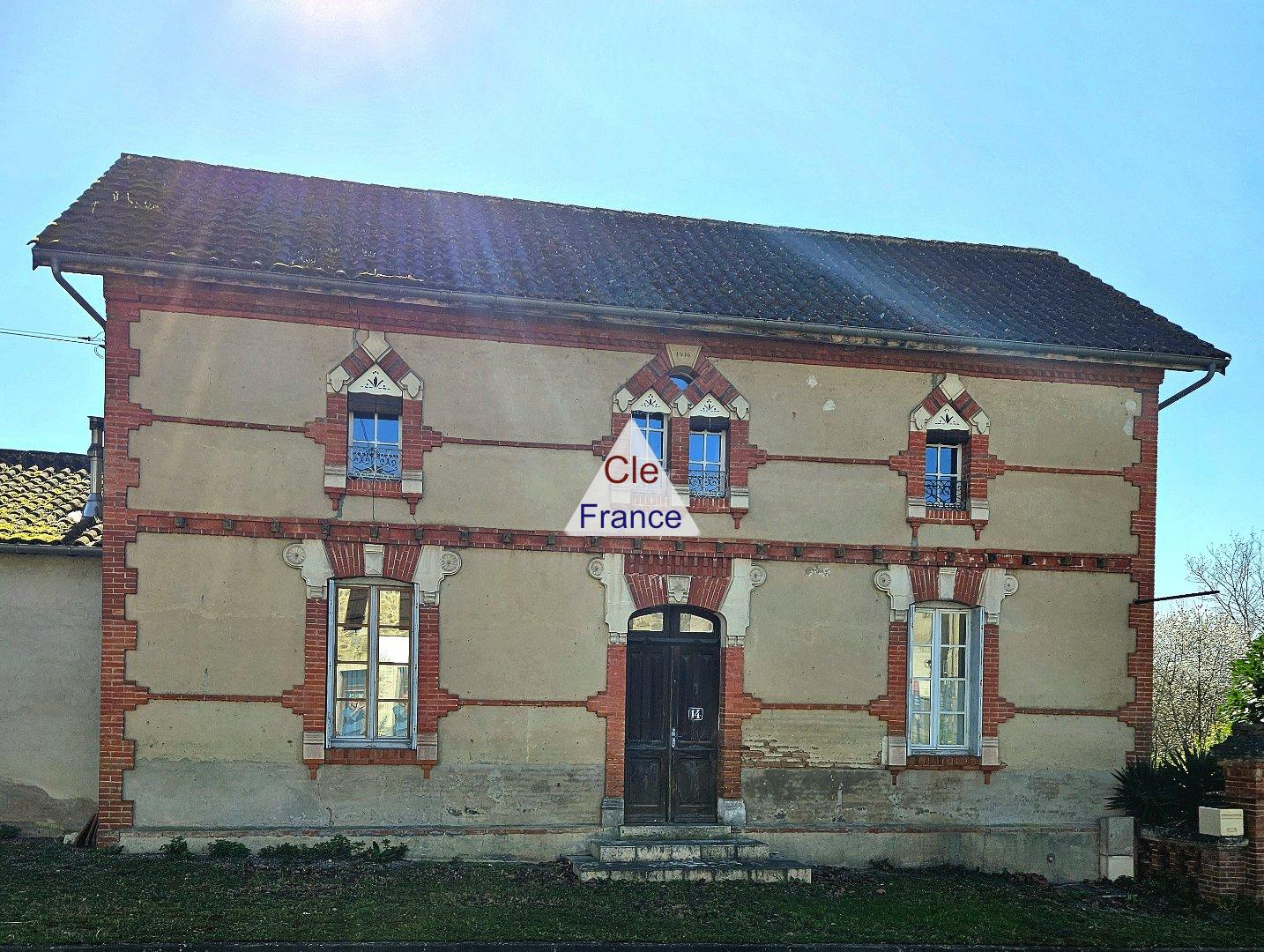 Detached House with Garden and Panoramic View
