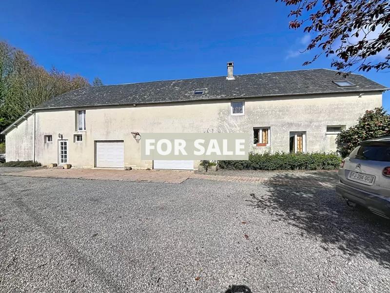 Detached House with Landscaped Garden