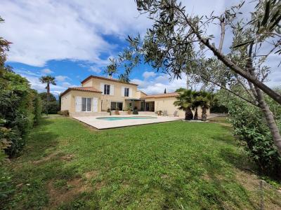 Bastide-Style Villa with Swimming Pool and Open Views