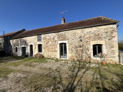 Traditional Farmhouse with Garden