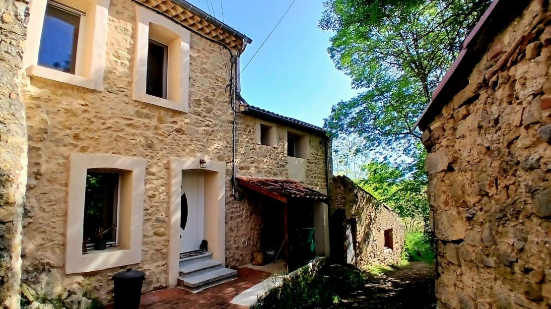 Entirely Renovated Former Stone Barn With Outbuildings and a Pleasant Garden