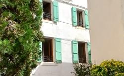 Charming Village House Within Walking Distance From The River And Amenities