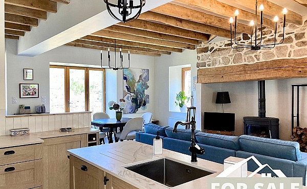 Property_For_Sale_in_France-with_Cle_France_Join_our_mailing_List_ERS00118_(2)