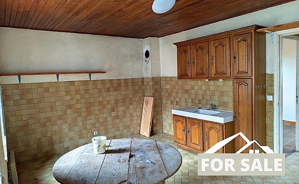 Property_For_Sale_in_France-with_Cle_France_Join_our_mailing_List_ERS00124_(1)