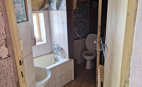 Property_For_Sale_in_France-with_Cle_France_Join_our_mailing_List_ERS00126_(6)