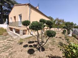 Detached Villa with Garden in South-West France