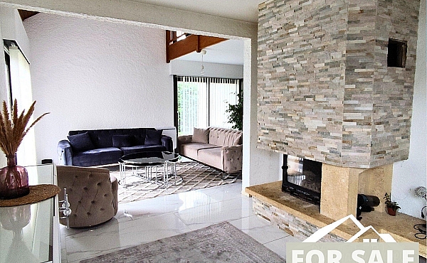Property_For_Sale_in_France-with_Cle_France_Join_our_mailing_List_ERS00141_ (4)