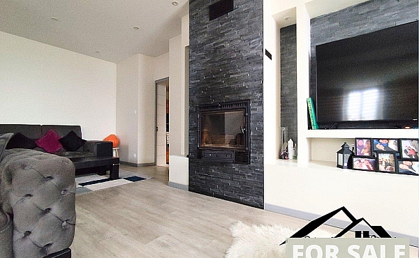 Property_For_Sale_in_France_with_Cle_France_Join_our_mailing_List_ERS00142_ (4).jpProperty_For_Sale_in_France_with_Cle_France_Join_our_mailing_List_ERS00142_
