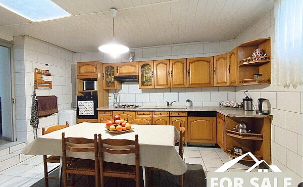 Property_For_Sale_in_France_with_Cle_France_Join_our_mailing_List_ERS00142_ (5).jpProperty_For_Sale_in_France_with_Cle_France_Join_our_mailing_List_ERS00142_