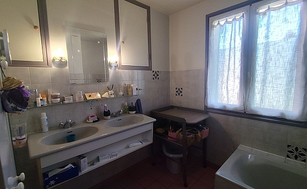 Property_For_Sale_in_France_with_Cle_France_Join_our_mailing_List_ERS00143__124258