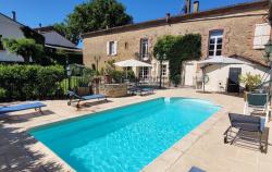 Superb House With Garage, Garden And Swimming Pool