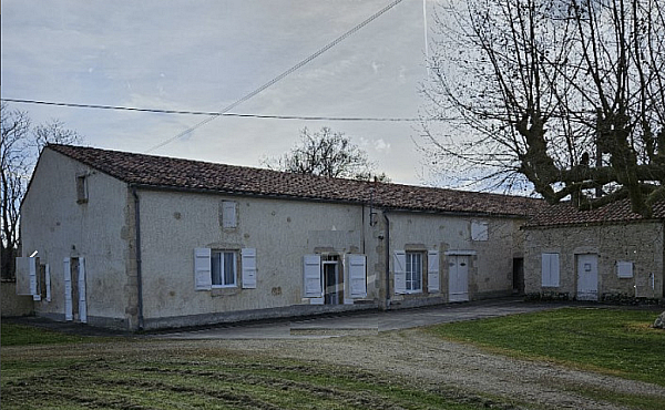 Property_For_Sale_in_France_with_Cle_France_Join_our_mailing_List_AXL05944_03